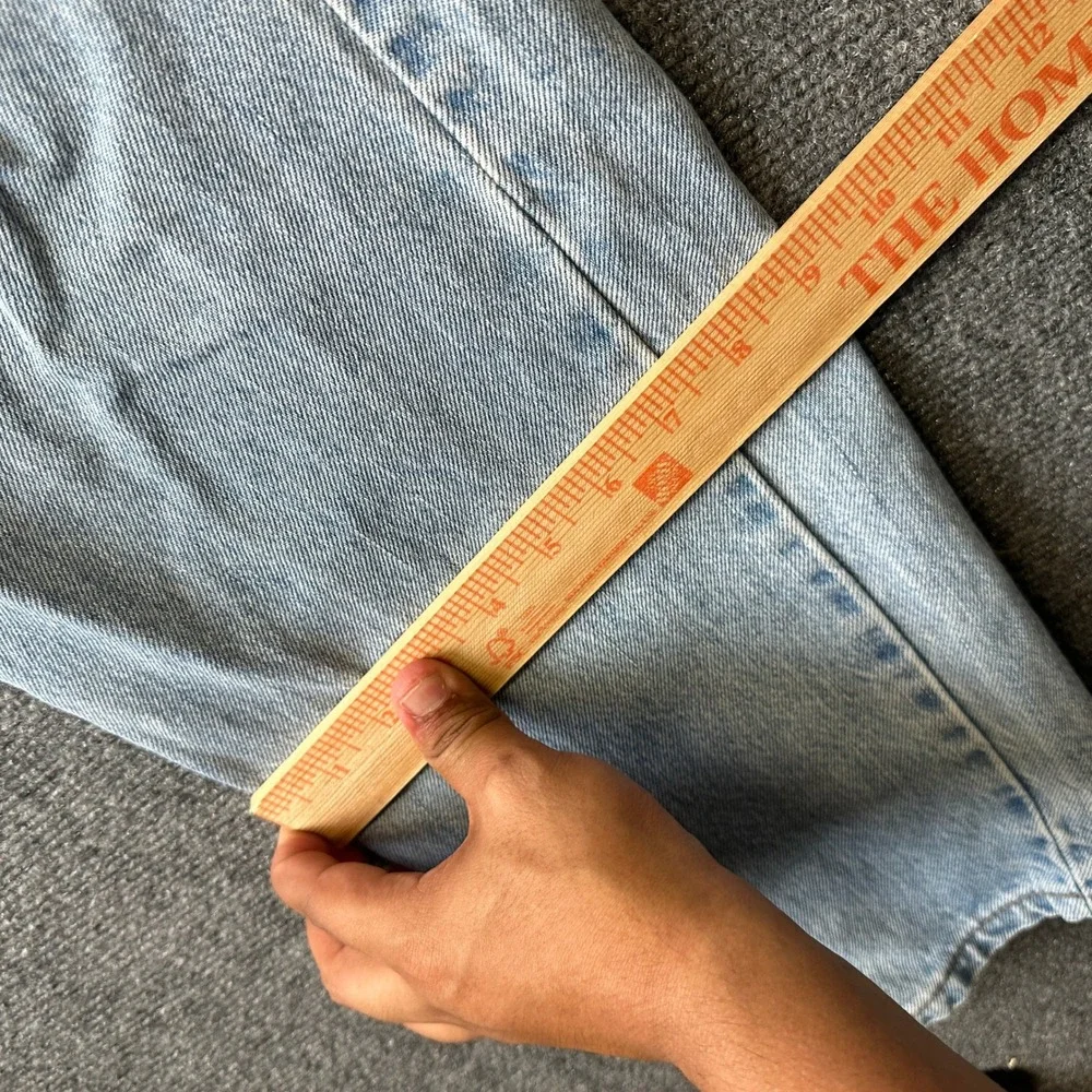 Vintage Levis 550 Jeans Mens 34x36 Light Wash Denim USA Baggy Wide Leg Relaxed